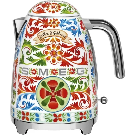 Hervidor Eléctrico SMEG KLF03DGEU, Color Rojo Decorado, 2400 W, 1.7 L, Estilo Retro
